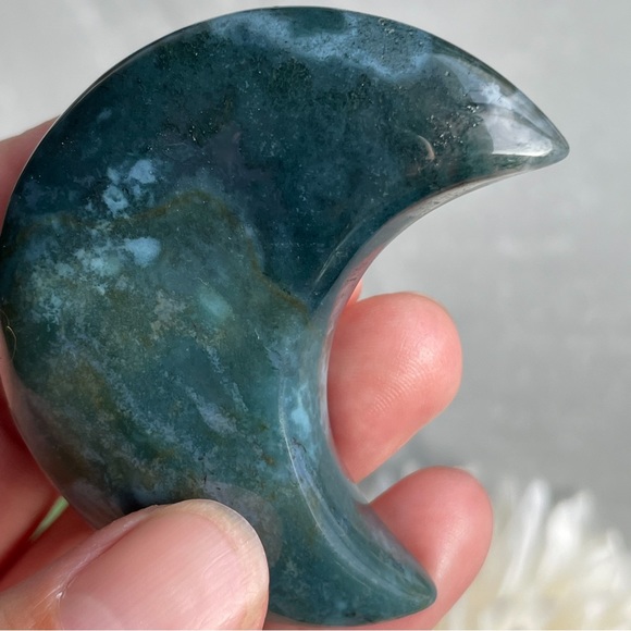 Moss Agate Crystal Moon - Picture 6 of 15